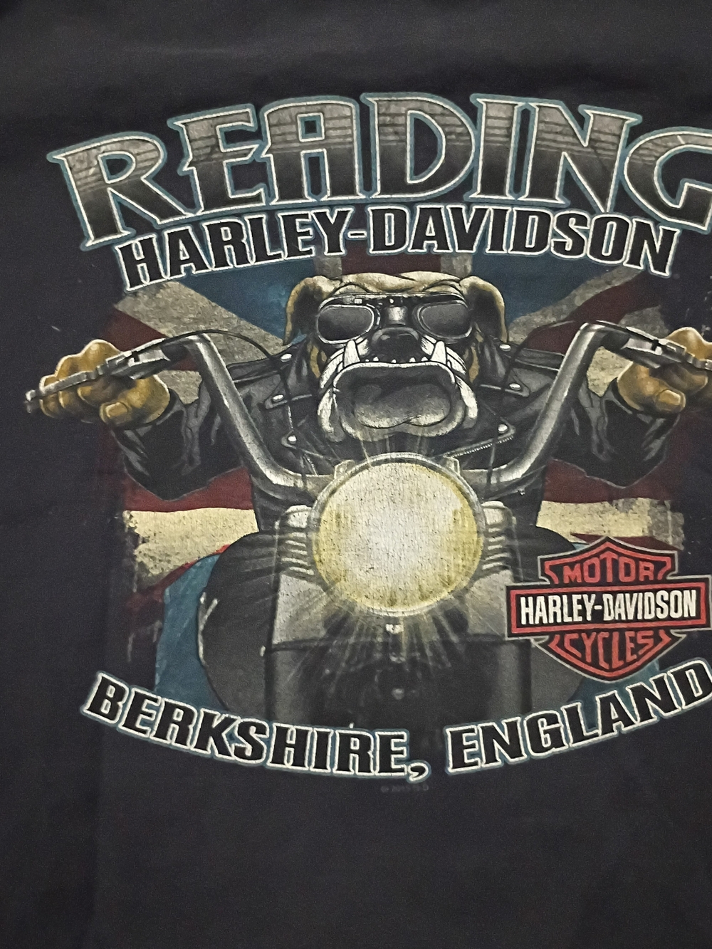 Vintage Harley-Davidson Black Reading Berkshire England Motorcycle Bulldog Tee